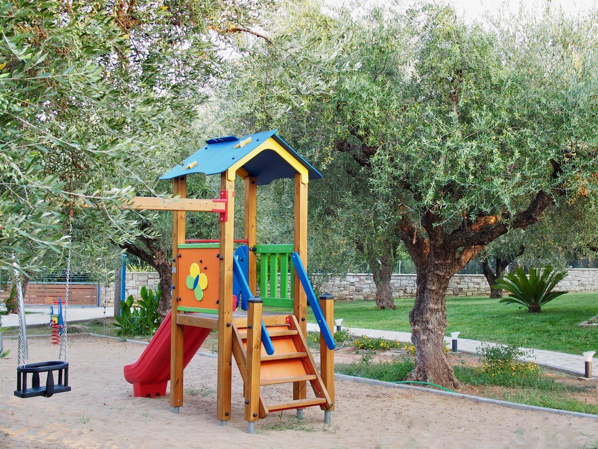 Lena Mare Aparthotel Chrani Exterior photo